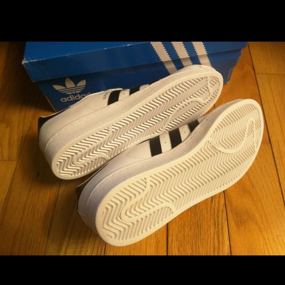 Adidas Original Superstar - Picture 9 of 11